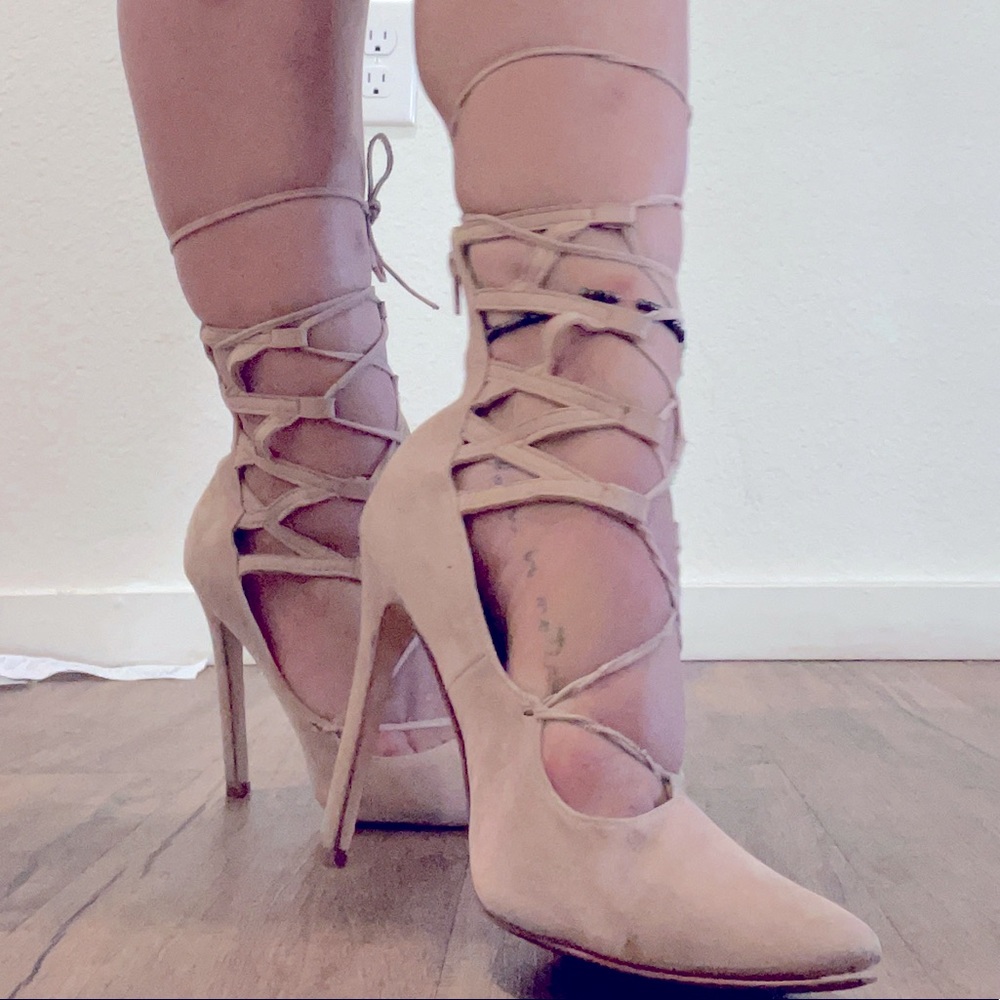Nude suede heels, lace up